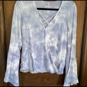 American Eagle-Soft and Sexy blue tie-dye blouse